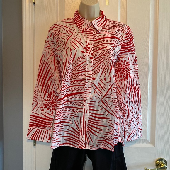 BUY 2 ITEMS GET 1 FREE - Chico’s Long Sleeve Button Up Blouse Sz 12 - Picture 1 of 10